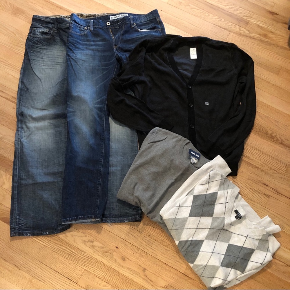 Men’s Bundle of Express w/Old Navy sweater